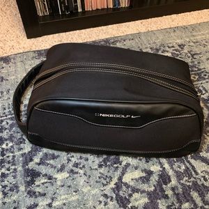 Nike Golf premium shoe bag